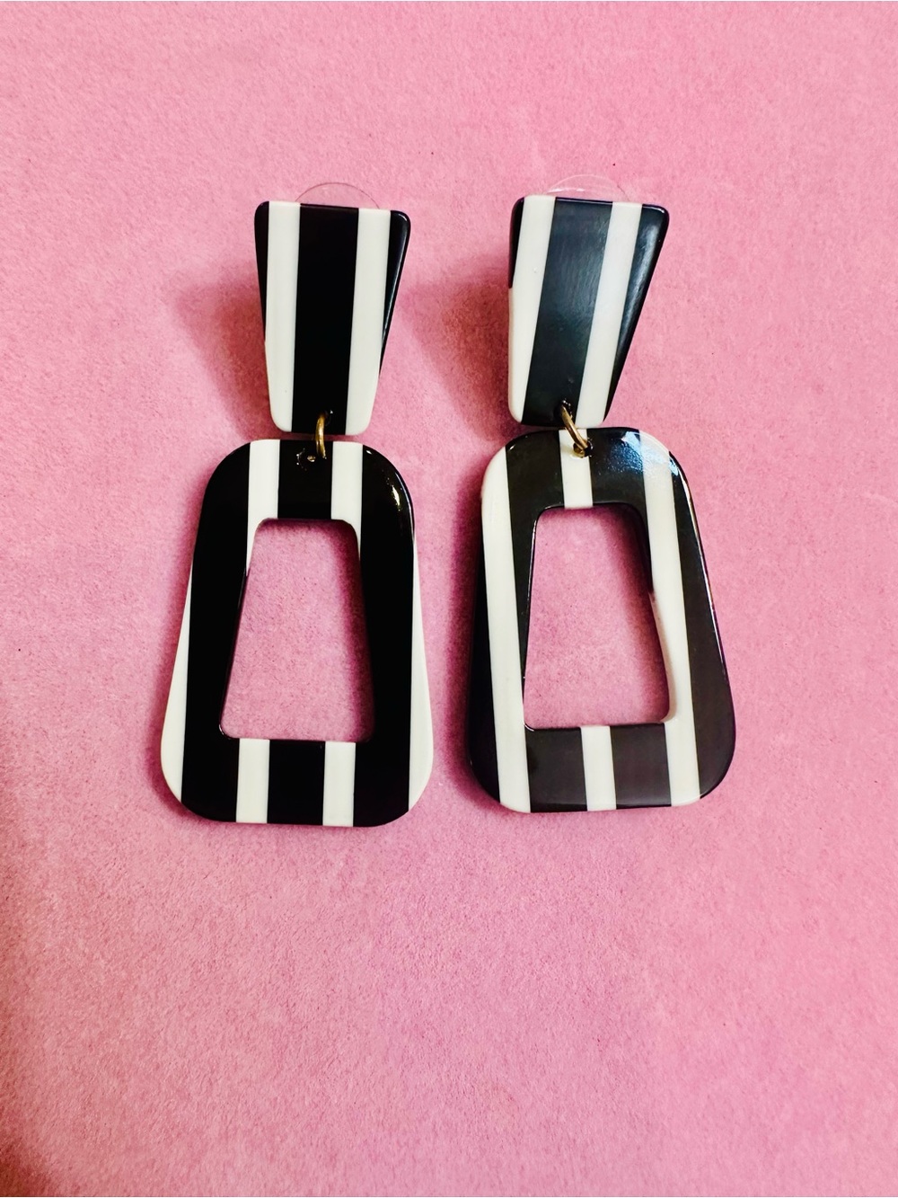 NWT Black & White Striped Geometric Statement Dangle Earrings